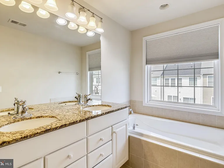14604 Crossfield Way — Photo 19