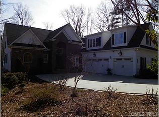 8403 Marina Ln, Catawba, NC 28609