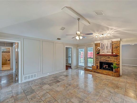 4th image of 1501 Elizabeth Dr