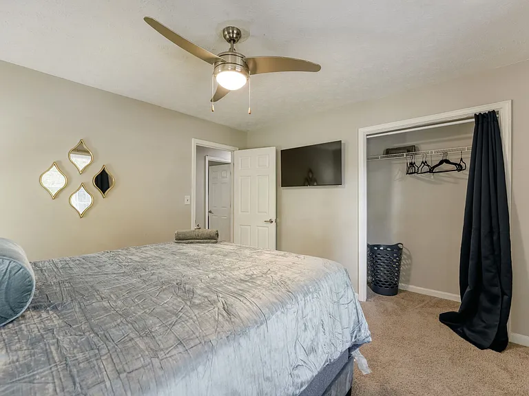 5767 Lanny Ln — Photo 18