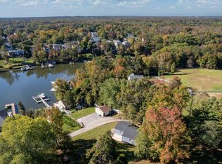 800 N Long Cove Rd, Glen Burnie, MD 21060