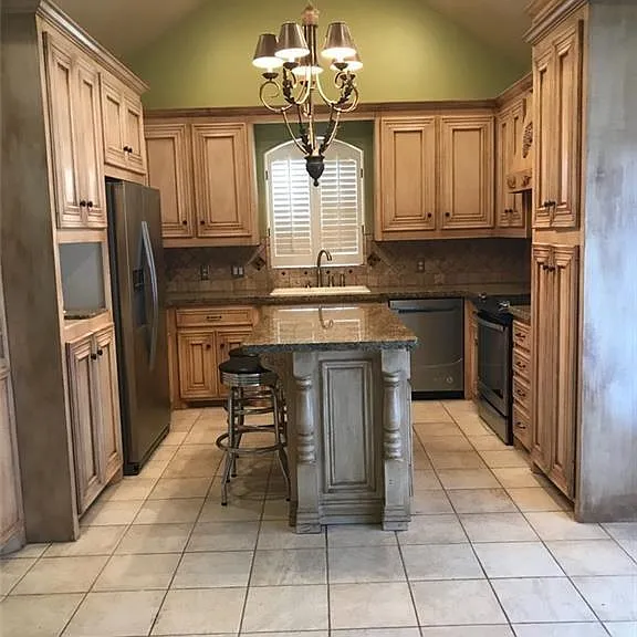 2516 Sequoia Dr — Photo 4