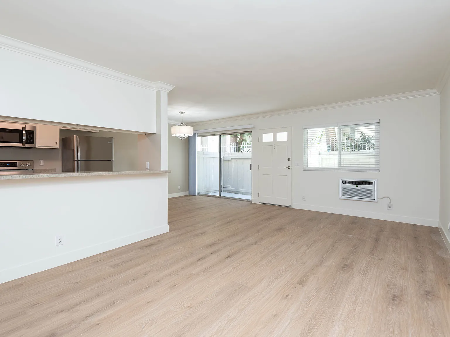 1 bed, 750 sqft, $2,795 — Photo 3