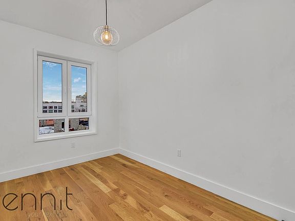 3rd image of 167 Lafayette Ave #4