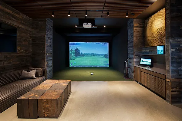 Rented by Tishman Speyer | media 12