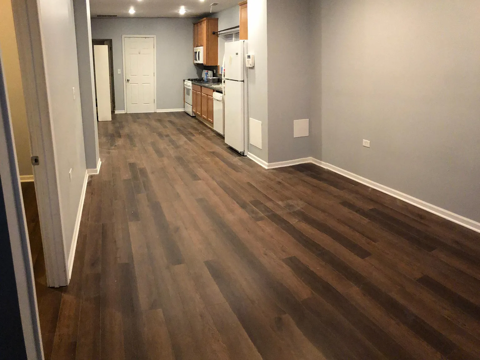 2 bed, 800 sqft, $1,500 — Photo 3
