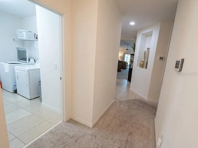 643 Samuel Pl — Photo 4