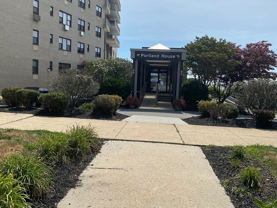 45 Eastern Promenade #2F