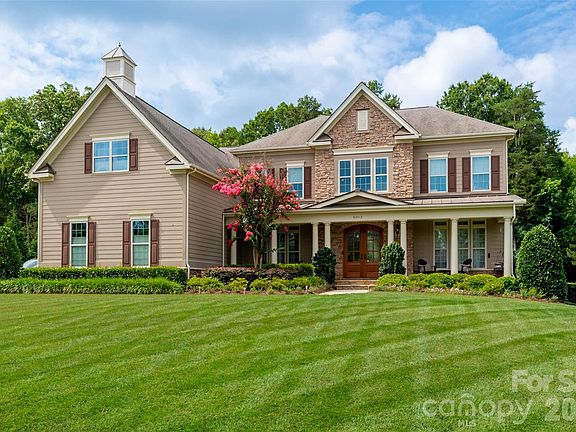 3rd image of 4013 Flowering Peach Rd