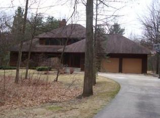 2534 E Whippoorwill Holw, Midland, MI 48642