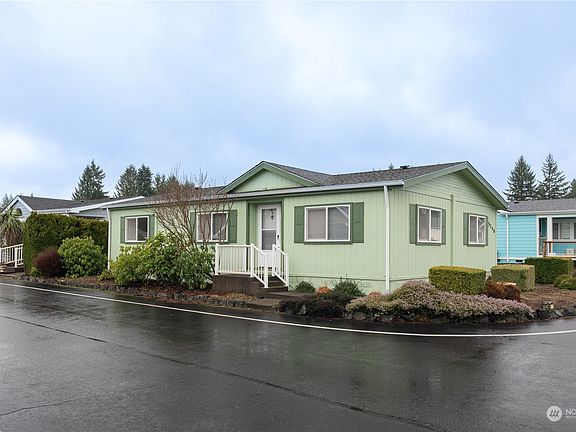 2nd image of 5246 Golden Eagle Lane SW