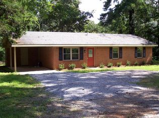 118 Evans Rd, Highland Home, AL 36041