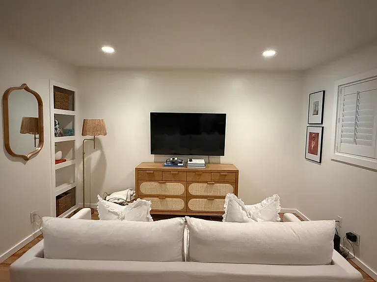 2122 Hancock Dr #207 — Photo 7