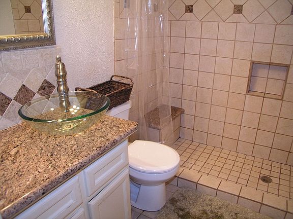 4th image of 3742 Laura Leigh Ln