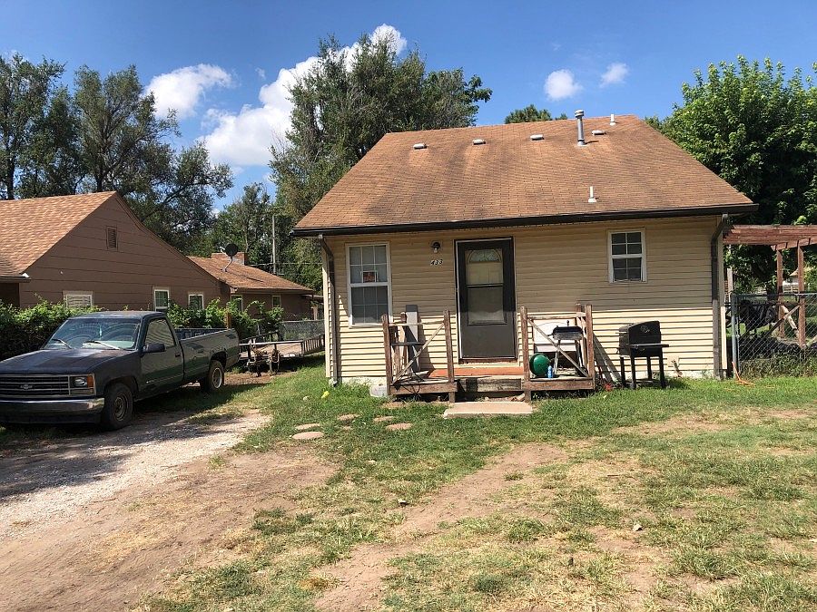 1st image of 433 N Bebe St