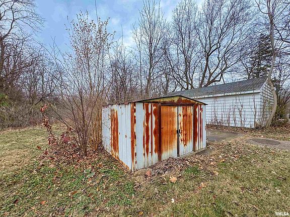 5th image of 1811 N Machin Ave