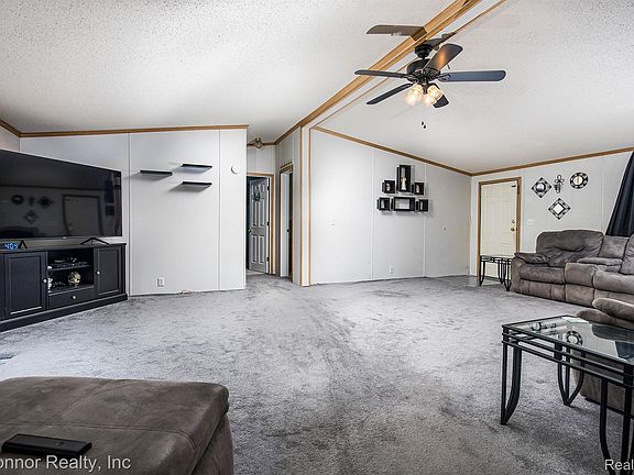 2nd image of 1070 Burns Rd