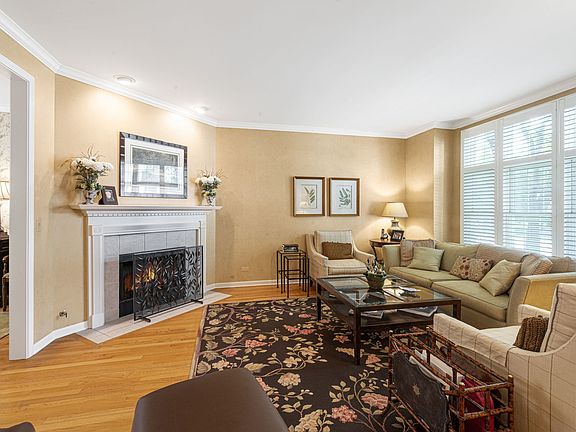 4th image of 430 Park Ave