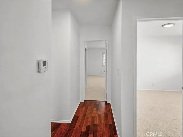 6061 Dundee Dr — Photo 11