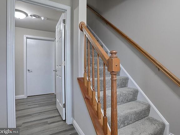 Downstairs entryway as you enter from the garage
