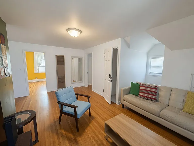 3342 Humboldt Ave N #2 — Photo 11