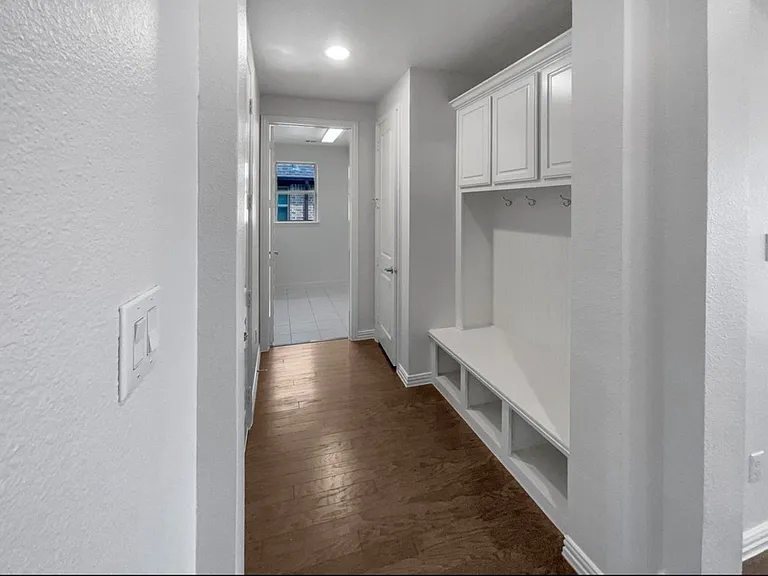 10112 Haversham Dr — Photo 7