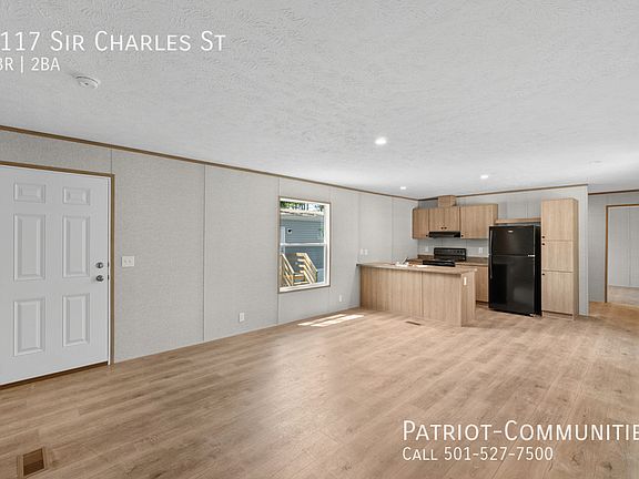 4th image of 1117 Sir Charles St