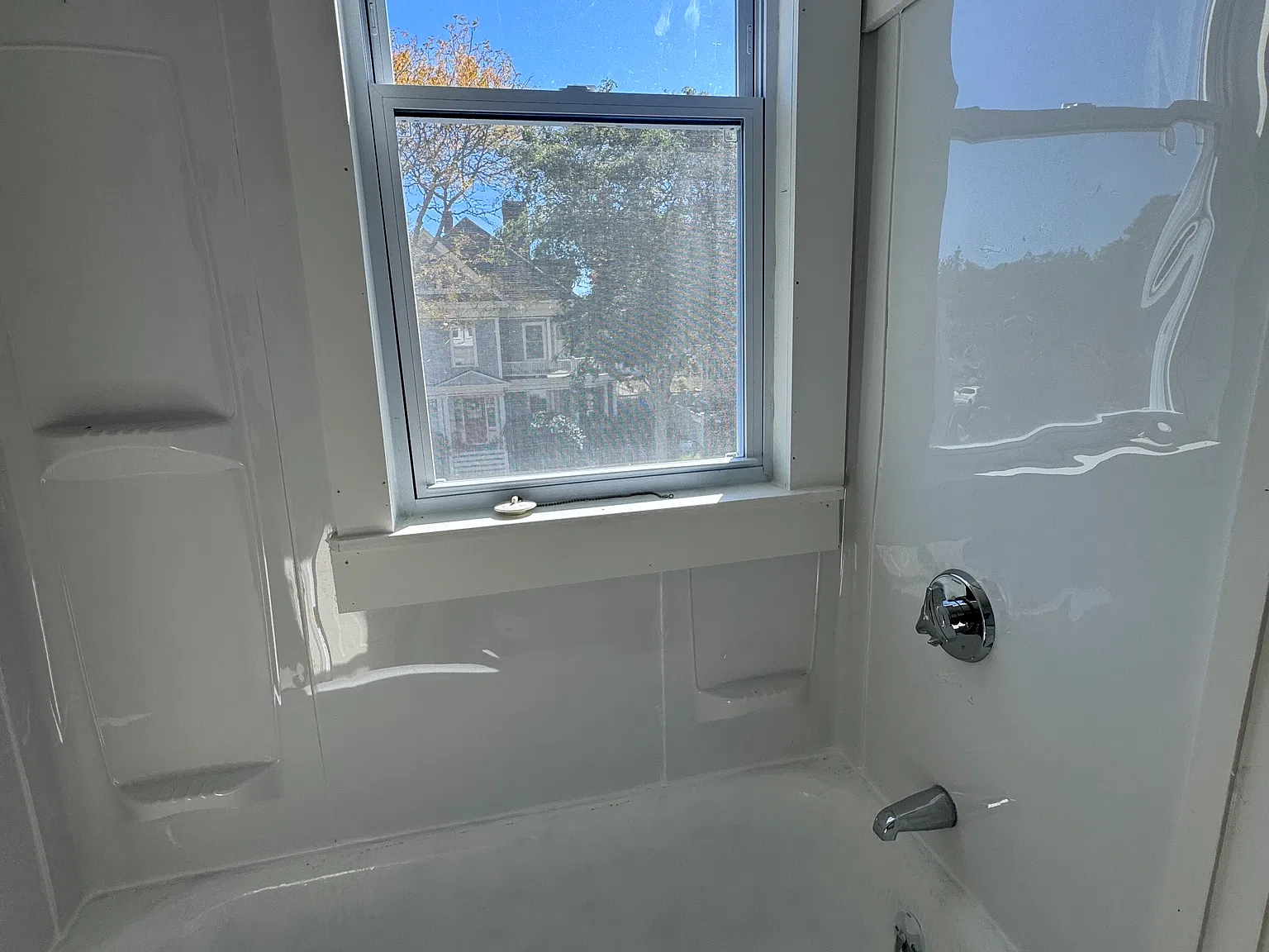 1 bed, 650 sqft, $1,350 — Photo 4