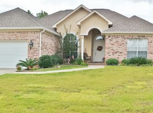 6945 Pinehurst Dr, Ocean Springs, MS 39564