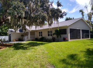 325 Blackburn Rd, Nokomis, FL 34275
