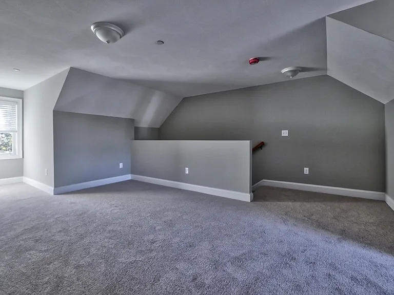 401 E Merrimack St #15 — Photo 13
