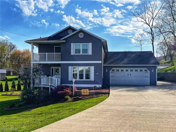 129 Arrow Dr, Marietta, OH 45750