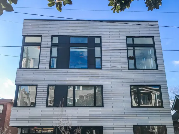 Welcome to Lakeview! - Live in Luxury & Style in the heart of Eastlake