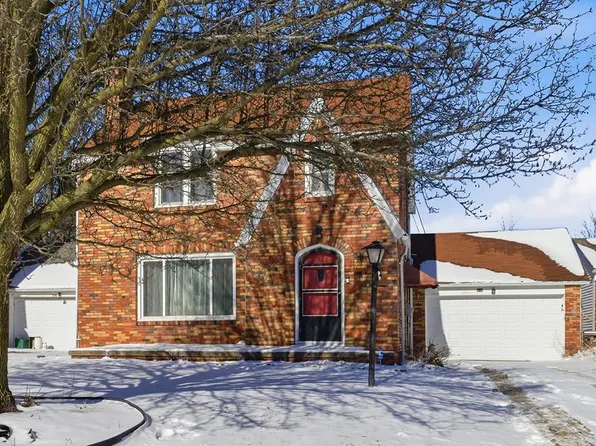 310 N Townview Cir, Mansfield, OH 44907