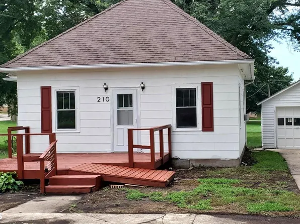 210 Buena Vista St, Galva, IA 51020