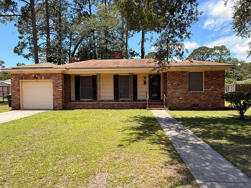4647 Sylvan Dr