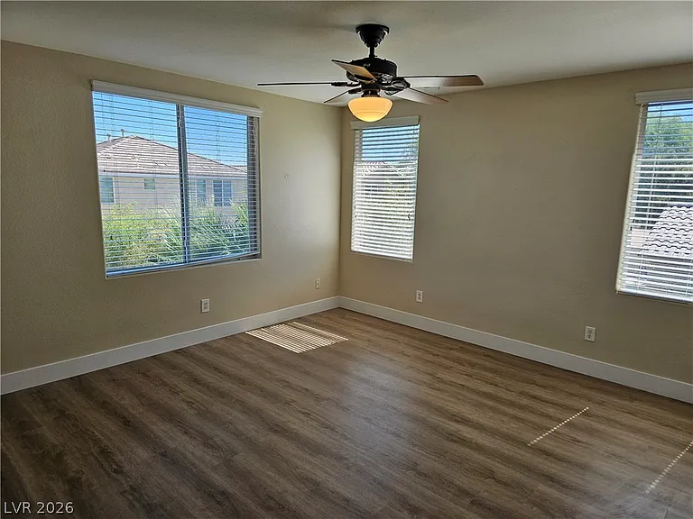 1018 Garnet Ridge Ct — Photo 13