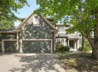 5206 Round Prairie St, Shawnee, KS 66226