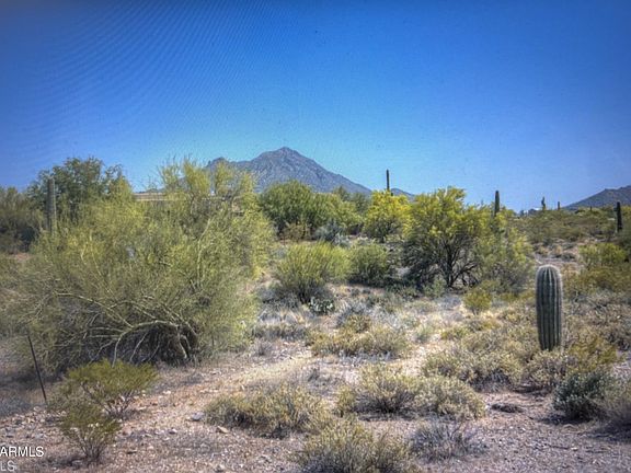 4th image of 45050 N Cottonwood Canyon Road #3
