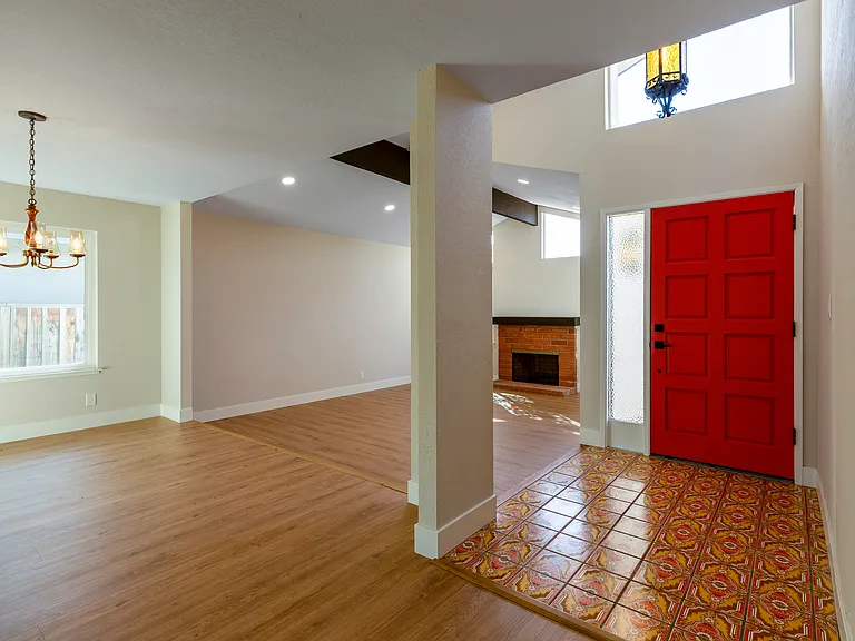 1236 Isengard Dr — Photo 5