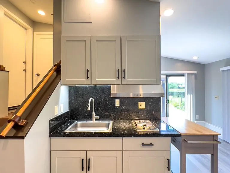 1602 McKinley Rd — Photo 4