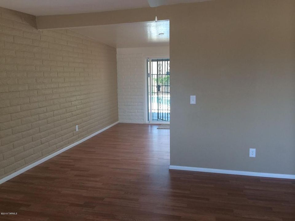 1st image of 7175 E Desert Aire Dr