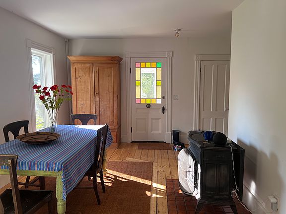 5th image of 152 Garen Rd