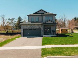 109 Ballantyne Ave, Atwood, ON N0G 1B0