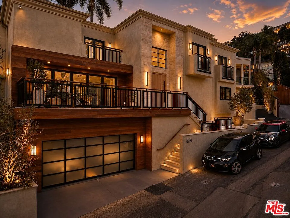 8721 Sunset Plaza Ter
