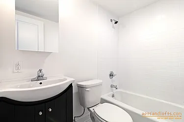 Rented by aptsandlofts.com