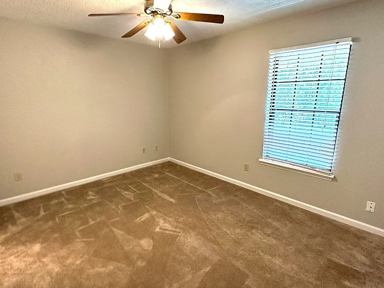 803 Timbers Ct — Photo 15