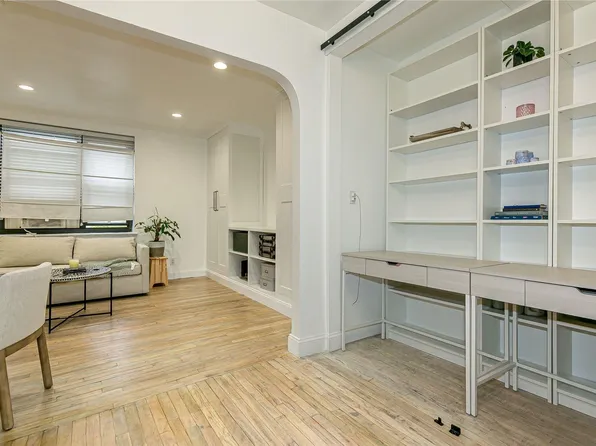58 Grace Avenue #3D, Great Neck, NY 11021
