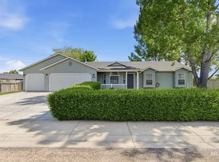 909 Settlers Dr, Caldwell, ID 83607