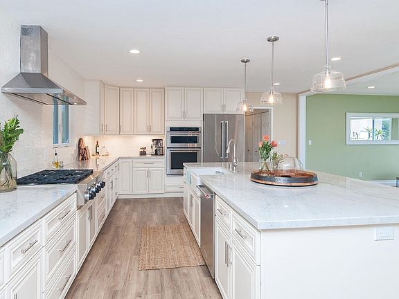 3rd image of 354 Zada Ln